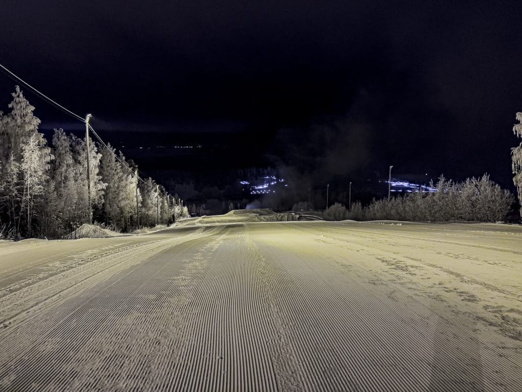 2-rinne aukeaa 25.12.2023